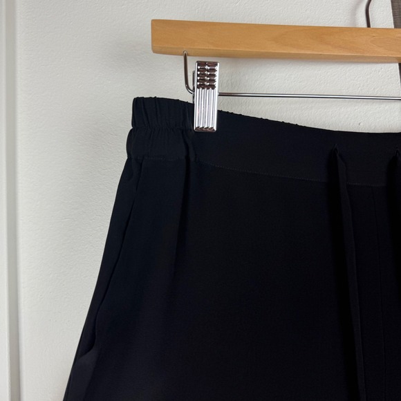 Lillysilk Black Elastic Waist Silk Jogger - Picture 4 of 11